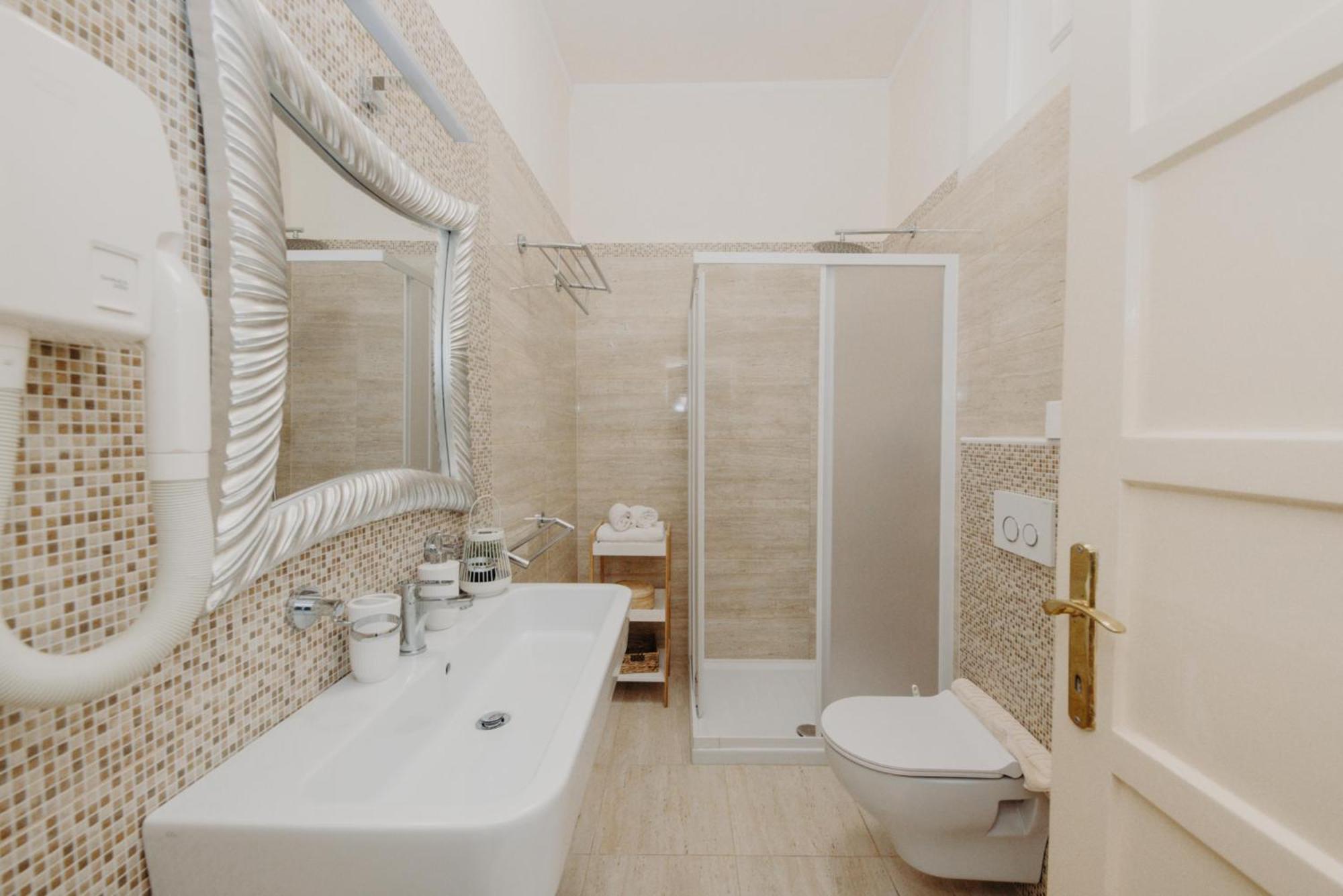 Rooms And Studios Villa Rossella 2 Rovinj Exterior foto