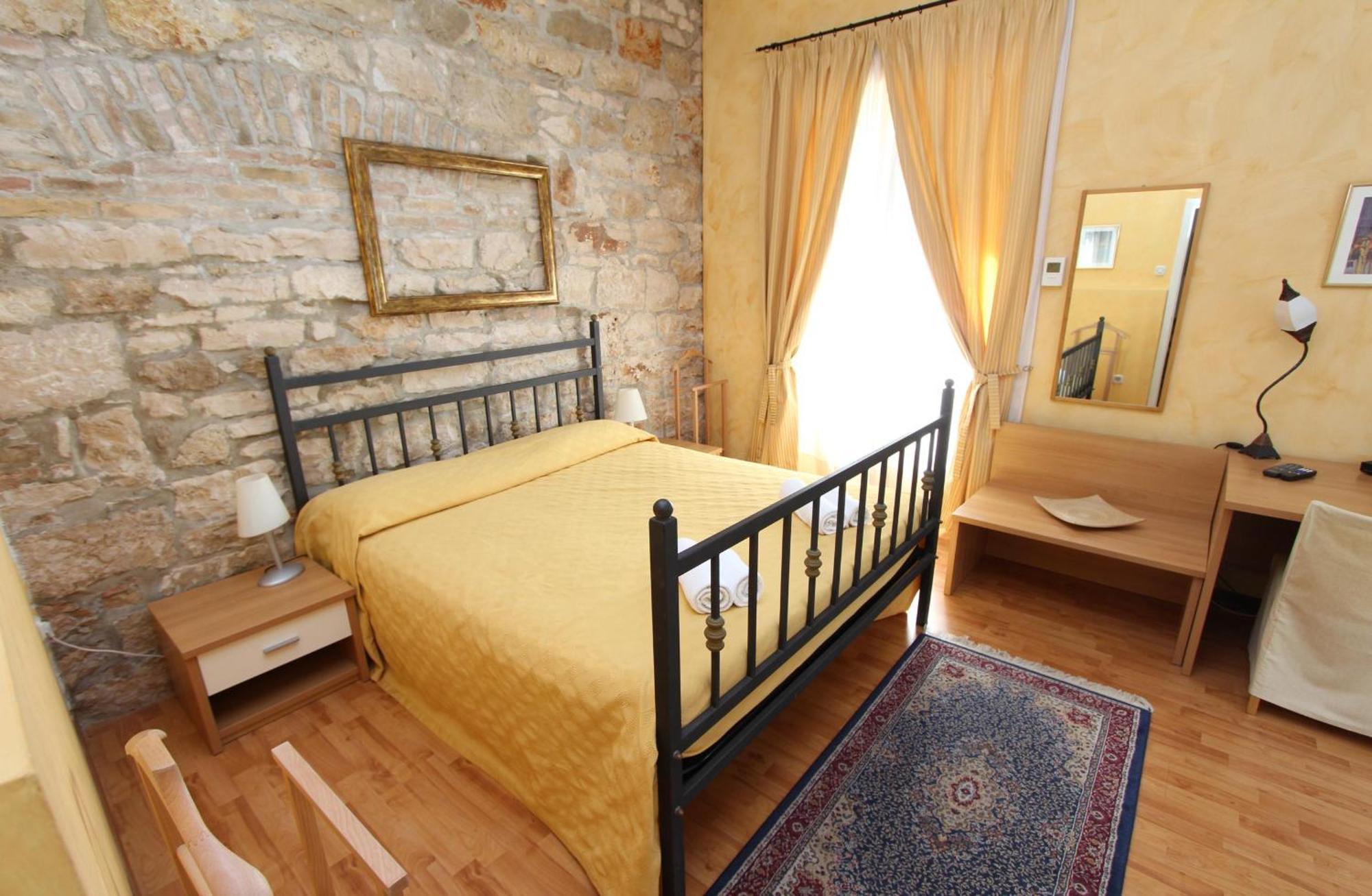 Rooms And Studios Villa Rossella 2 Rovinj Zimmer foto