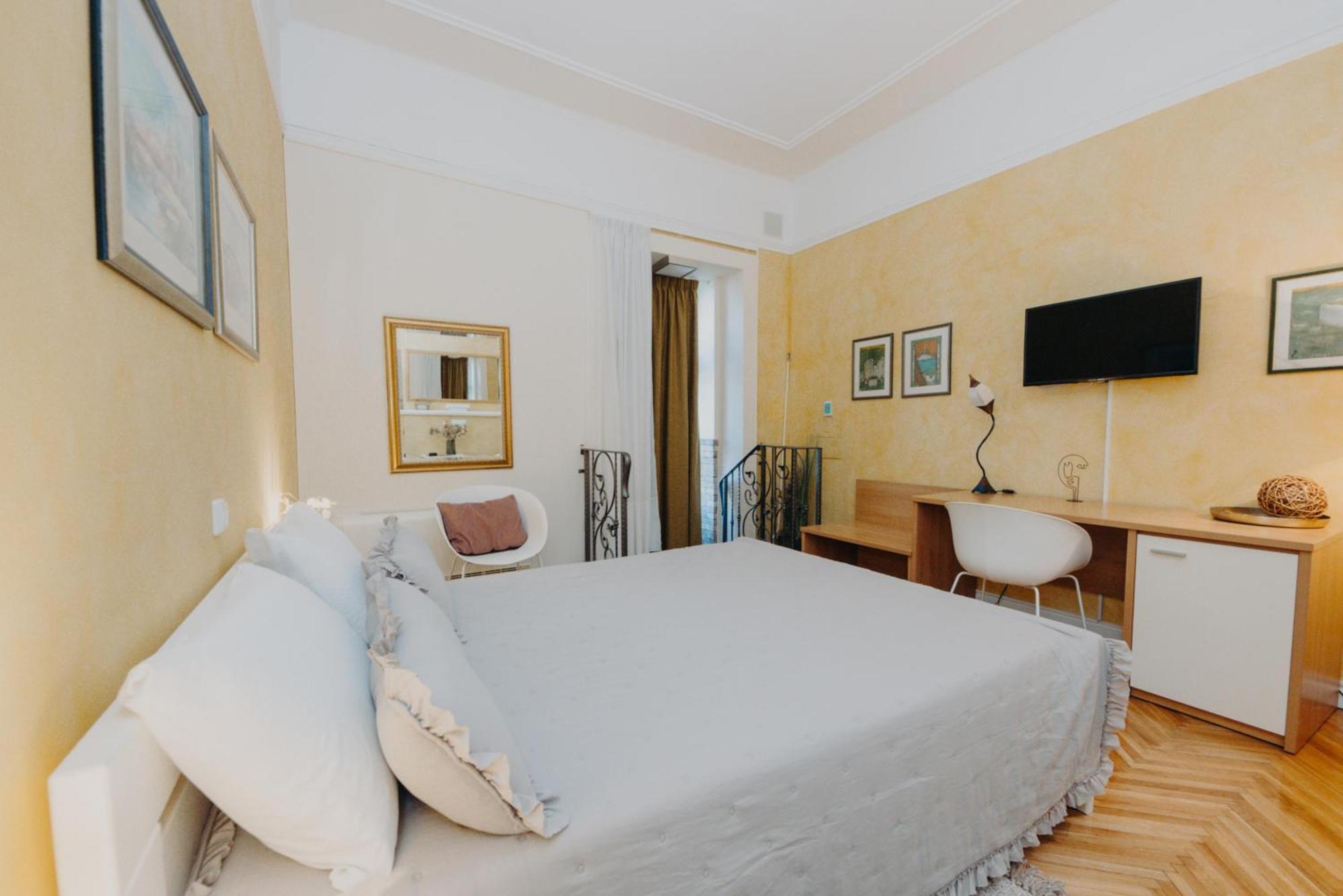 Rooms And Studios Villa Rossella 2 Rovinj Exterior foto