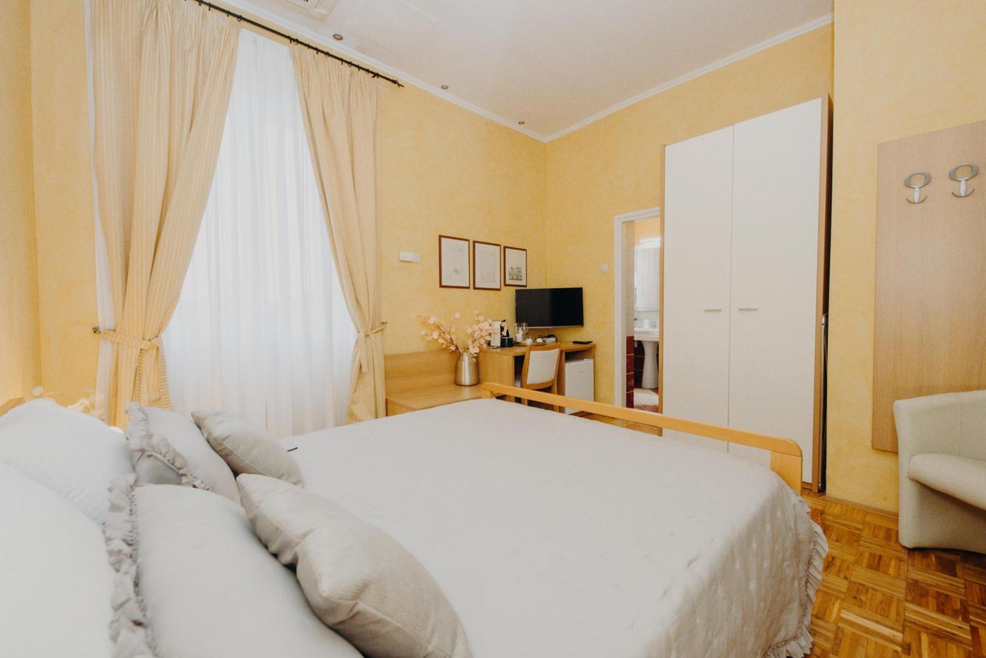 Rooms And Studios Villa Rossella 2 Rovinj Zimmer foto