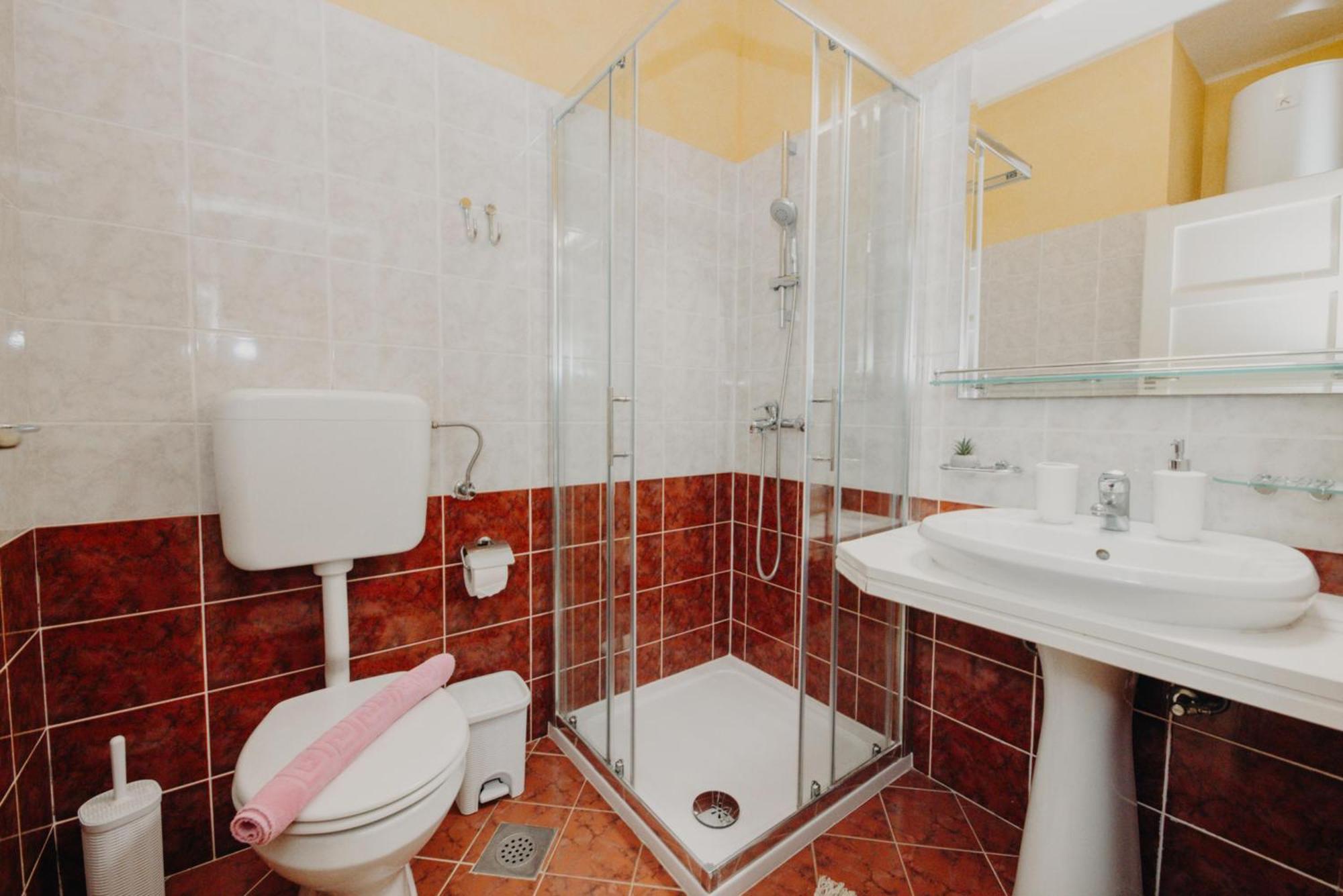Rooms And Studios Villa Rossella 2 Rovinj Exterior foto